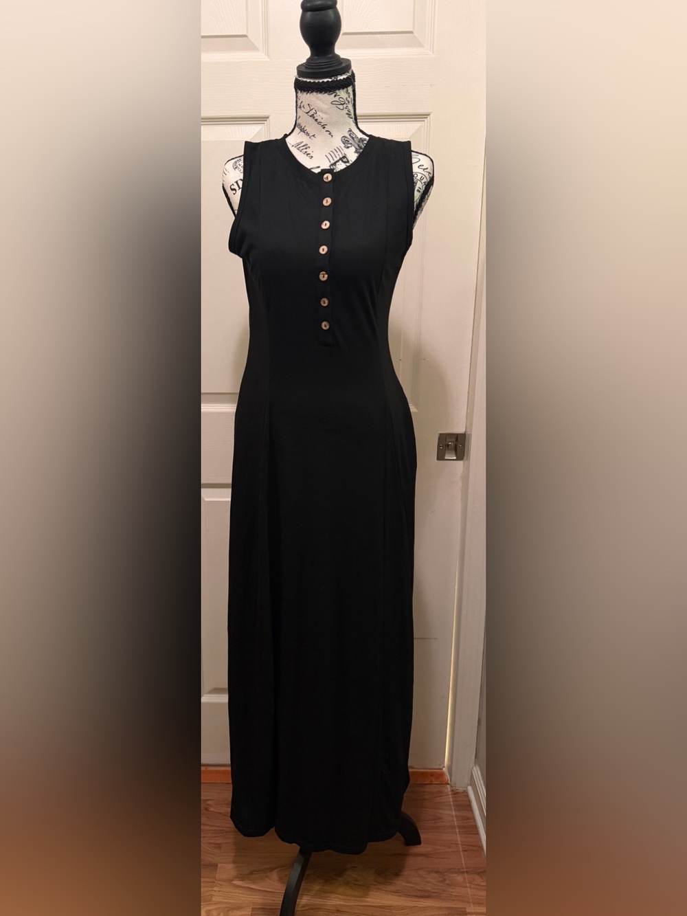 Classic Black Sleeveless Button-Front Maxi Dress